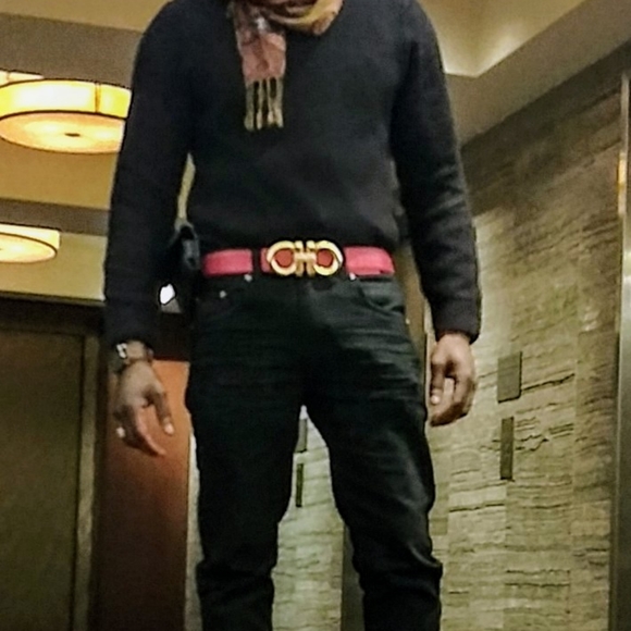 AutoGraphed MiCheal Jordan Jersey - Picture 4 of 5